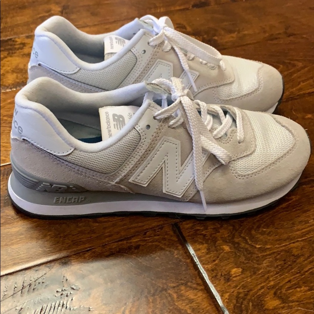 New Balance | tennis shoes